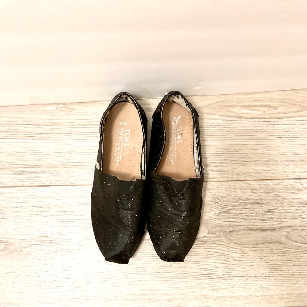 Tom’s glitter shoes